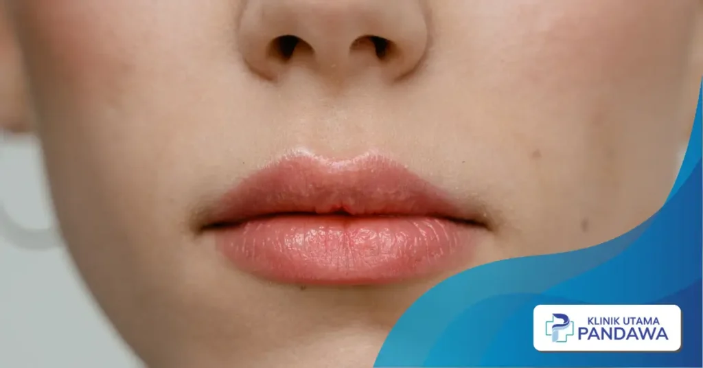 cara memerahkan bibir secara alami