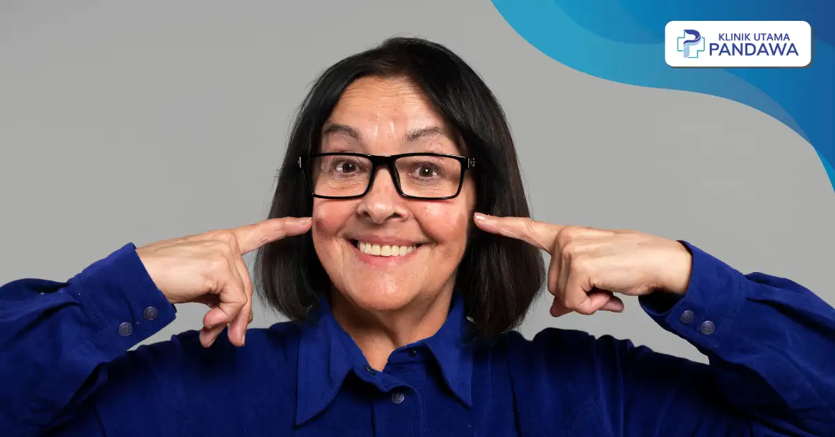 Cara Ampuh Menghilangkan Smile Line agar Wajah Tetap Awet Muda!