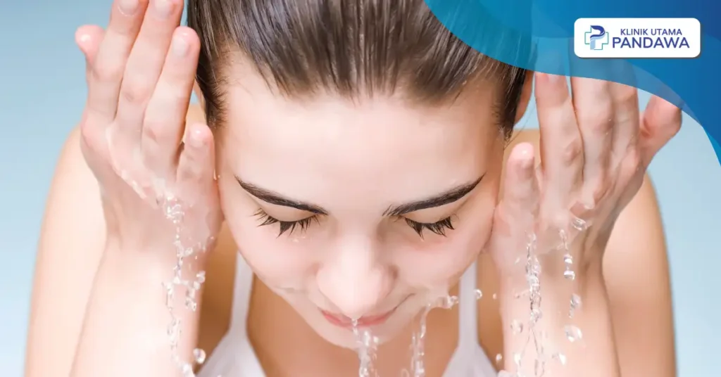 apakah es batu bisa menghilangkan jerawat